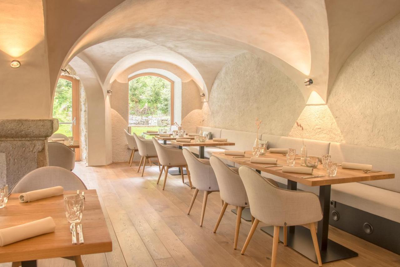 Hotel Gasthof Hirschentenne シュタムス エクステリア 写真