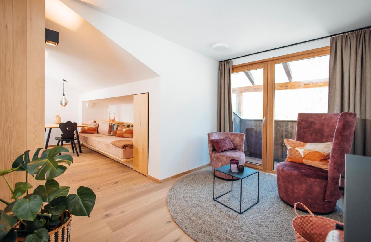 Hotel Gasthof Hirschentenne シュタムス エクステリア 写真